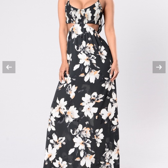 Open waist and back flowy floral maxi dress - Picture 3 of 8